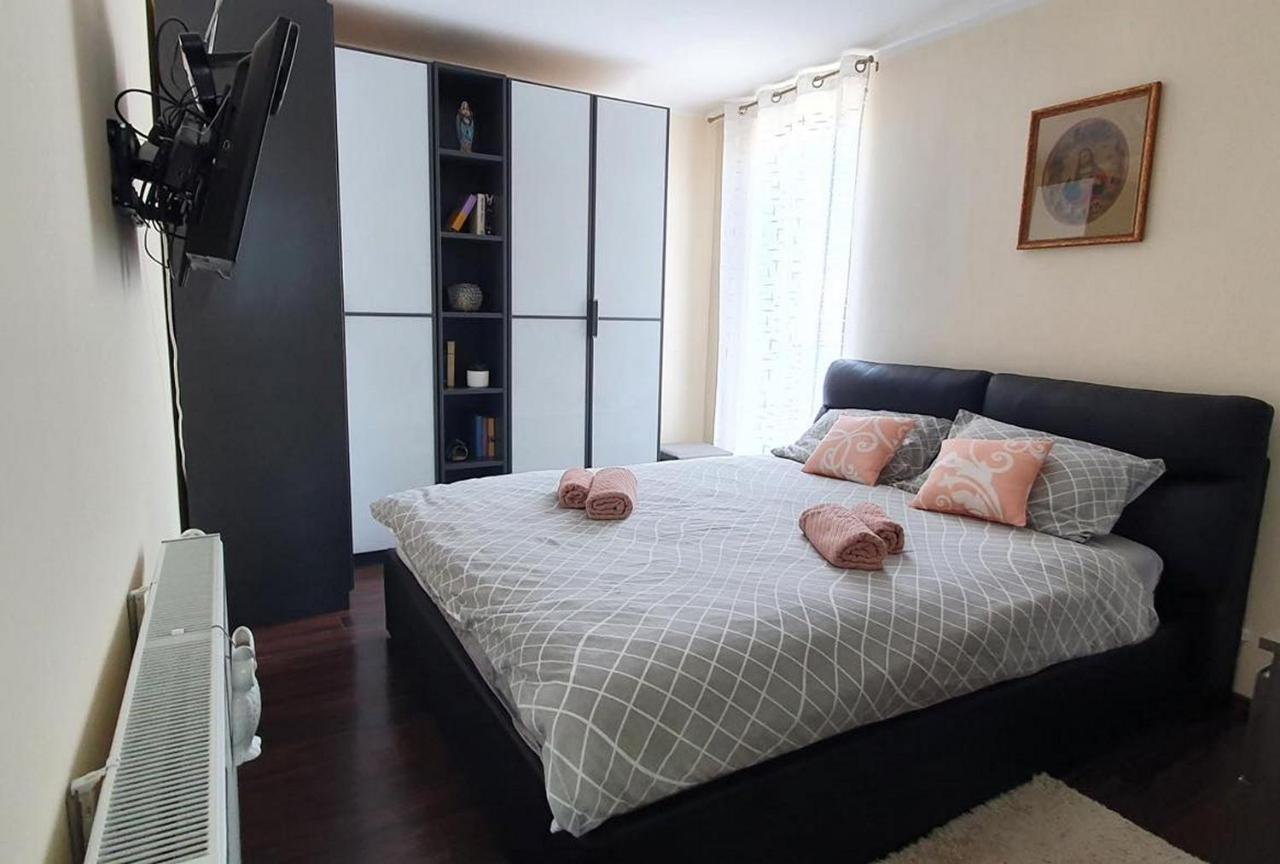 Apartments Tb Porat  Ngoại thất bức ảnh