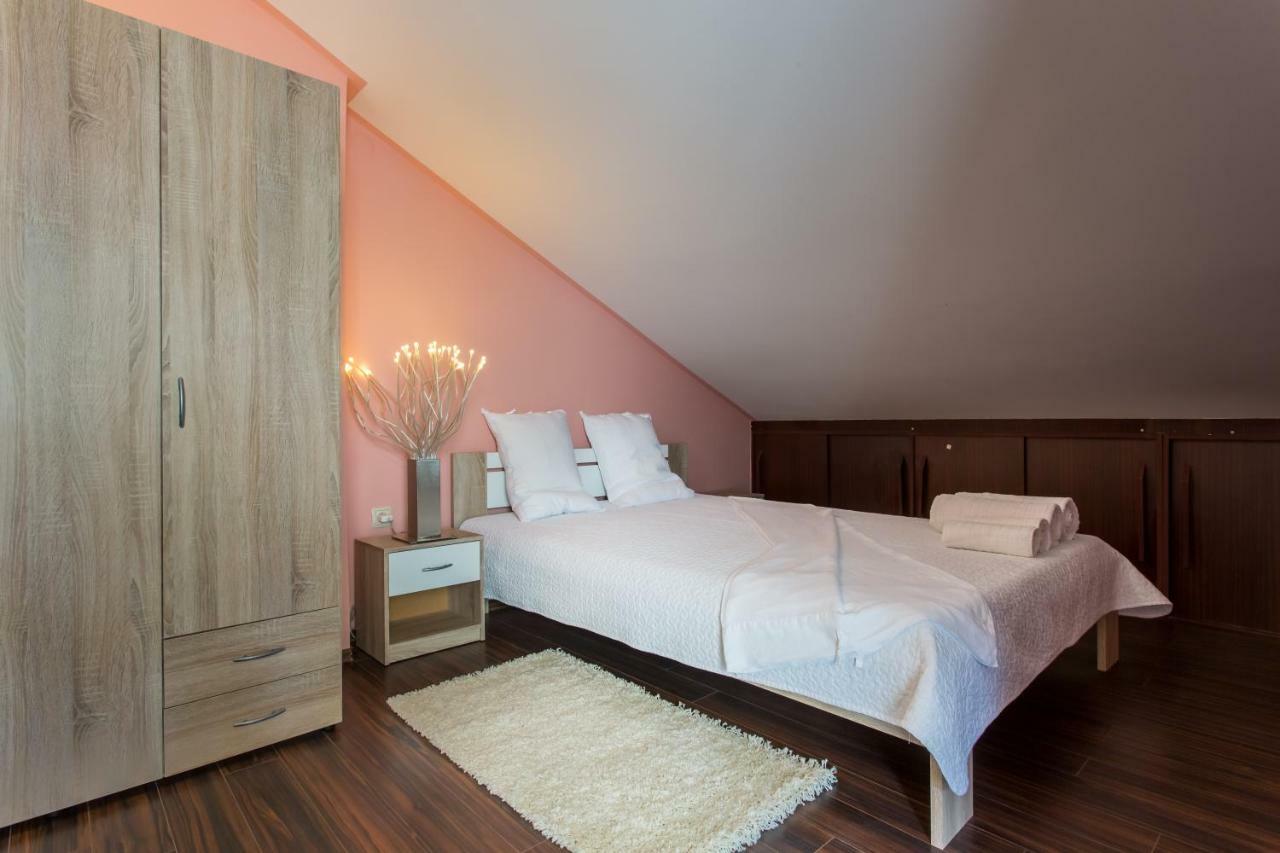 Apartments Tb Porat  Ngoại thất bức ảnh