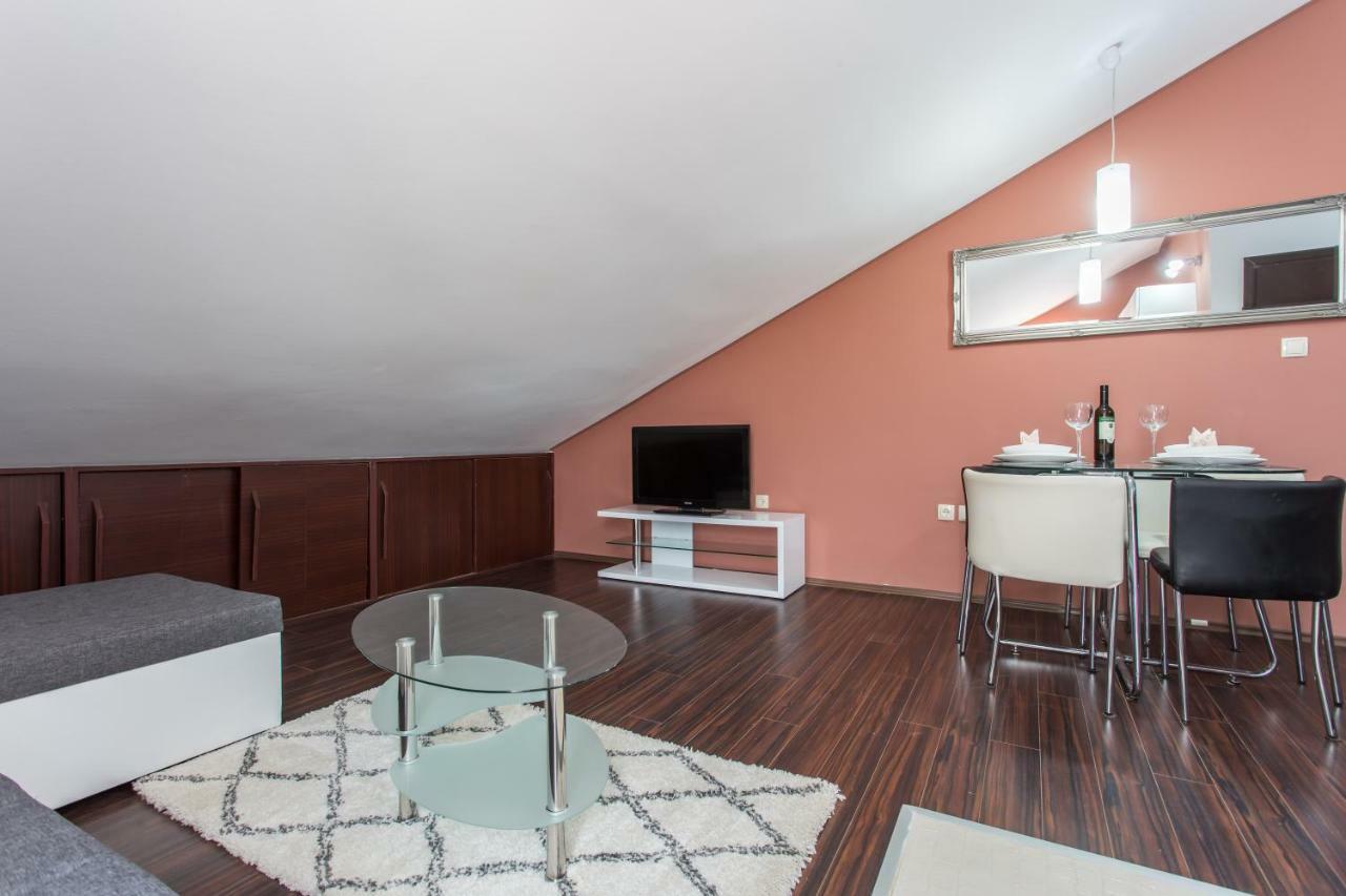Apartments Tb Porat  Ngoại thất bức ảnh